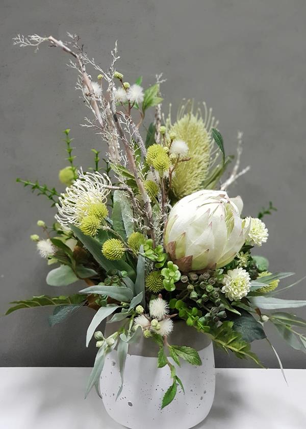 artificial flower vase