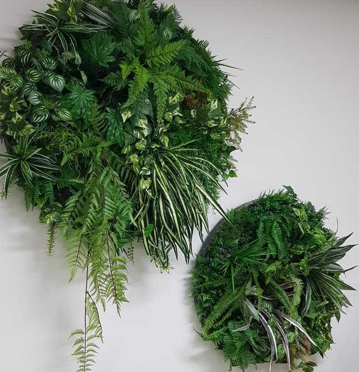 Foliage circles to hang on wall