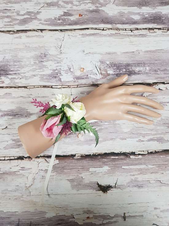 Ribbon Wrist Corsage Bree - Image 2