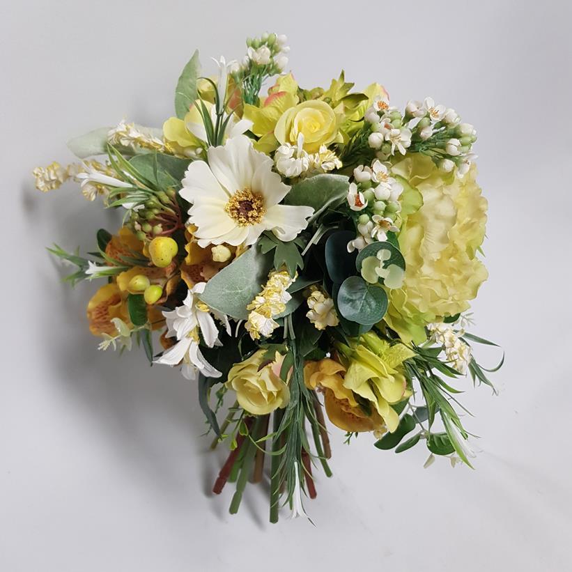 Mia Bridal Wedding Bouquet - Image 2
