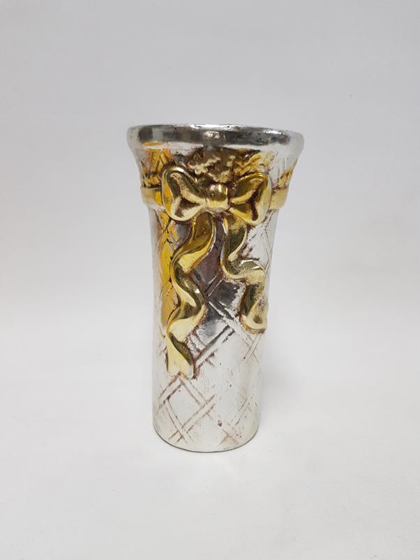 Old-World Hanging Wall vase with Bow - Image 4